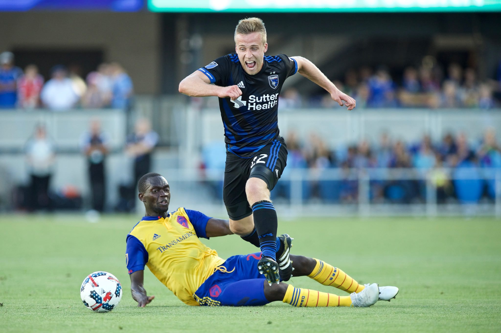 事既是对年 事既是对年